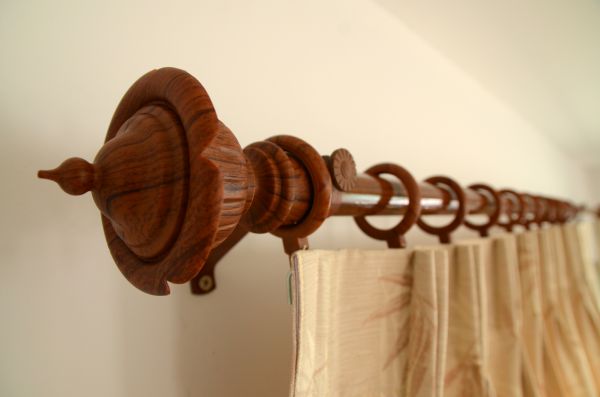 Cost of Curtain Rod Mounting in Medina