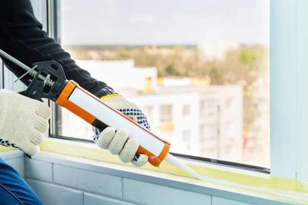 Cost of Window Recaulking Service in Medina