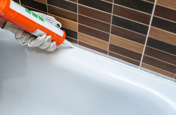 Cost of Bathtub Sealing in Medina