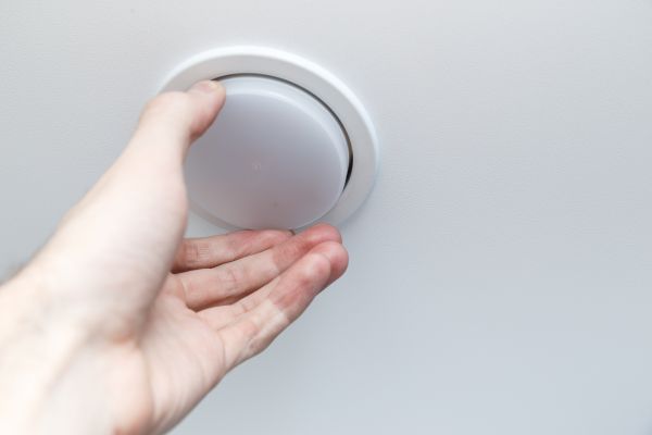 Cost of Ceiling Light Bulb Replacement in Medina
