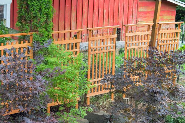Wood Trellis Mounting in Medina