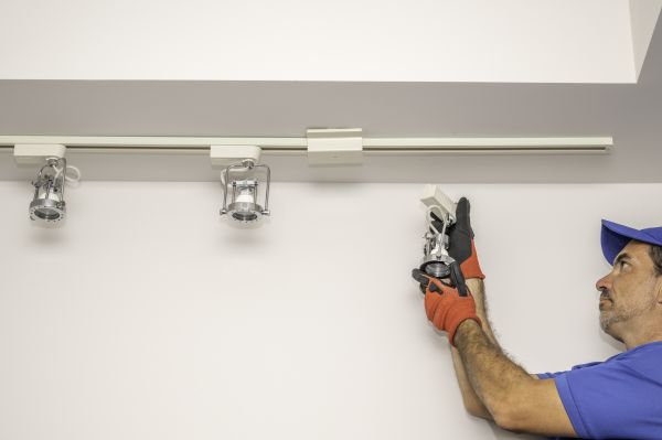 Cost of Track Light Bulb Replacement in Medina